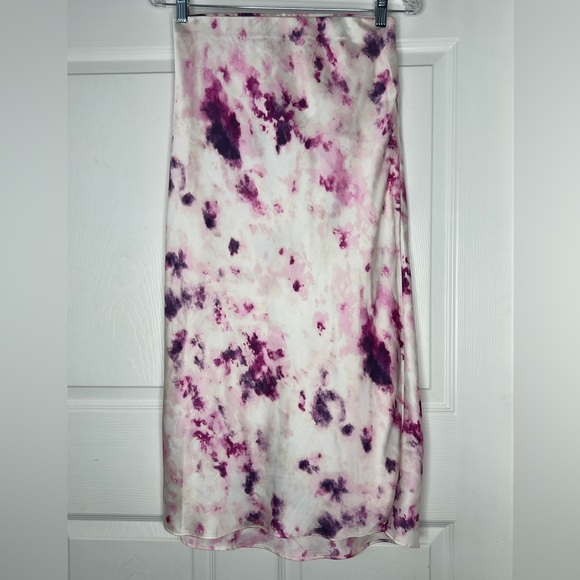 Bardot Water Color Knee Length Satin Skirt Sz S - Picture 9 of 9